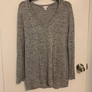 Long Sleeve v-neck